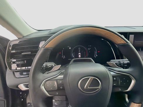 Used 2024 Lexus RX 350 AWD w/ Convenience Package image 11