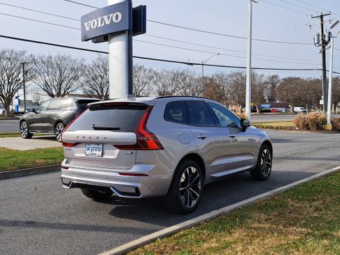 New 2026 Volvo XC60 B5 Plus w/ Protection Package Premier image 3