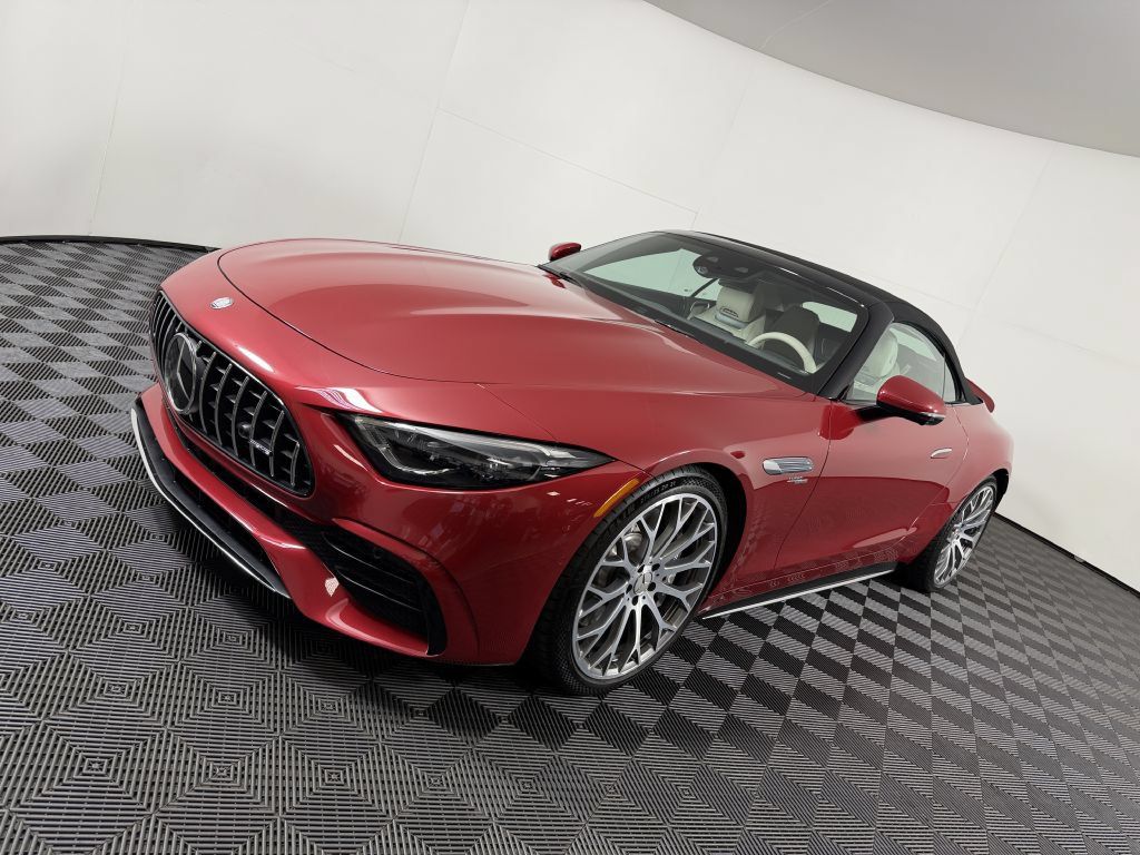 Used 2024 Mercedes-Benz SL 43 AMG image 17