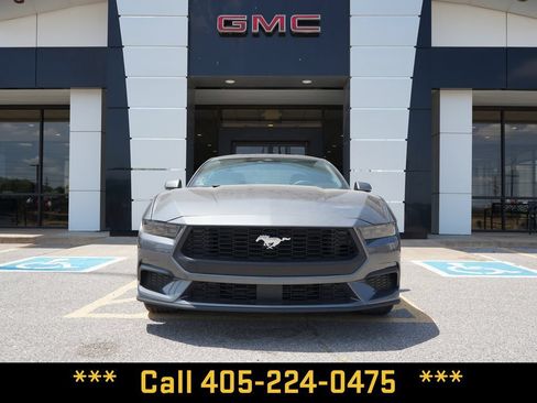 Used 2026 Ford Mustang Premium RWD image 3