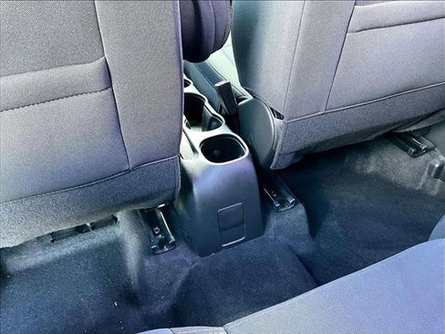 Used 2022 Chevrolet Trax LS image 25