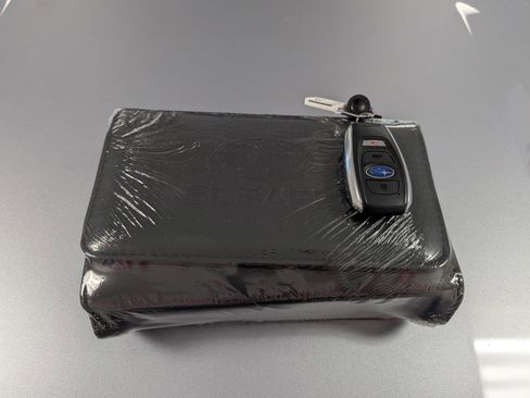 Used 2025 Subaru Outback Premium image 6