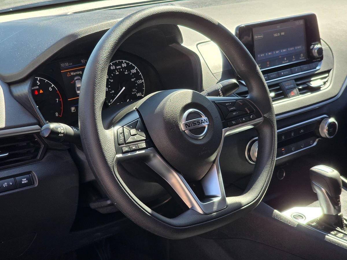Used 2022 Nissan Altima 2.5 S FWD image 19