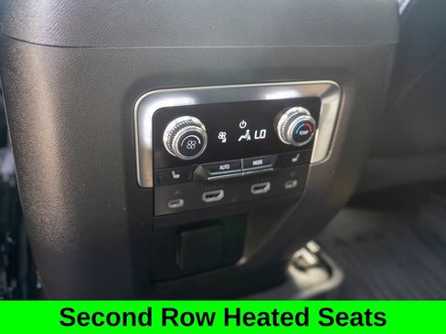 Used 2024 GMC Yukon Denali w/ Denali Reserve Package AWD/4WD image 16