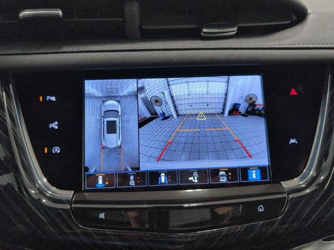 Used 2025 Cadillac XT6 Premium Luxury w/ Technology Package AWD/4WD image 14