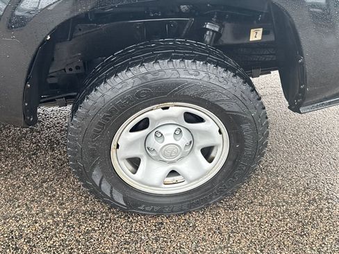 Used 2019 Toyota Tacoma SR5 image 39