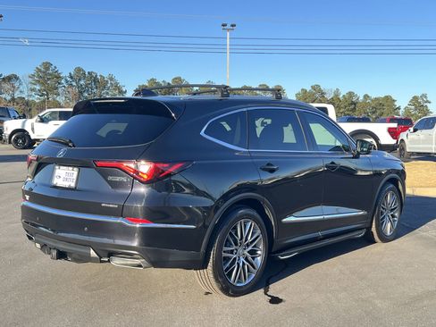 Used 2023 Acura MDX Advance image 3