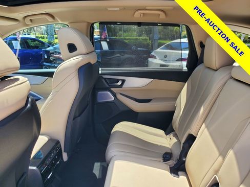 Certified 2025 Acura MDX FWD w/ Technology Package image 12