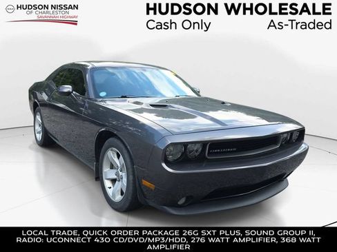 Used 2013 Dodge Challenger SXT Plus RWD image 1