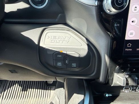 New 2026 RAM 2500 Big Horn AWD/4WD image 16