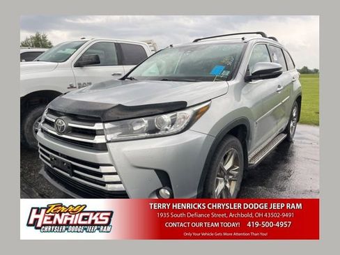 Used 2018 Toyota Highlander Limited AWD/4WD image 1