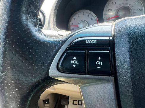 Used 2011 Honda Pilot EX-L image 24