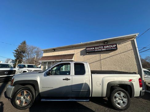 Used 2010 Chevrolet Silverado 1500 LT w/ Power Pack Plus image 3