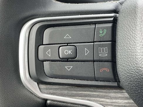 Used 2024 Jeep Wagoneer Series II w/ Flexible Seating Group AWD/4WD image 32