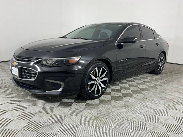 Used 2017 Chevrolet Malibu LT w/ Leather Package FWD image 1