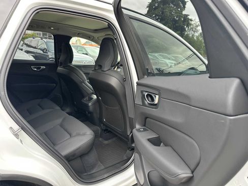 Used 2026 Volvo XC60 B5 Plus w/ Climate Package AWD/4WD image 13
