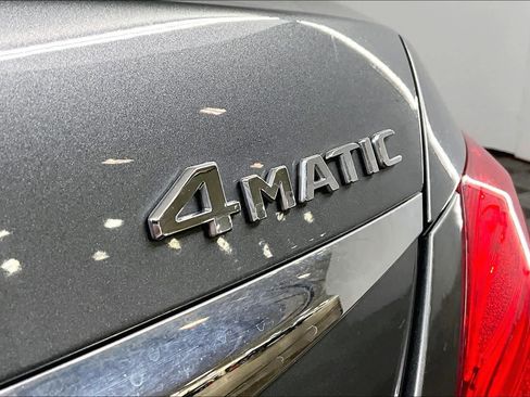 Used 2017 Mercedes-Benz E 300 4MATIC image 9