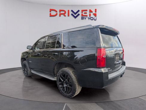 Used 2017 Chevrolet Tahoe LT image 3