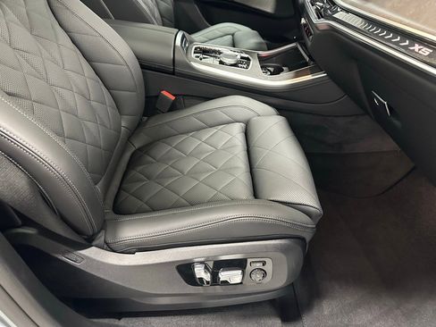 Used 2026 BMW X5 xDrive50e image 58