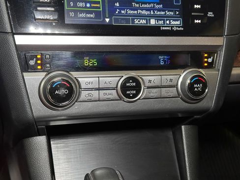 Used 2017 Subaru Outback 2.5i Limited image 42