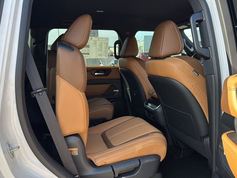 New 2026 Nissan Armada SL w/ Captain's Chari Seat Package RWD image 11