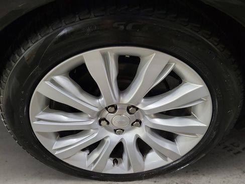 Used 2015 Land Rover Range Rover Long Wheelbase Supercharged image 12