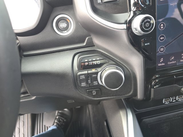 Used 2025 RAM 1500 Big Horn AWD/4WD image 21