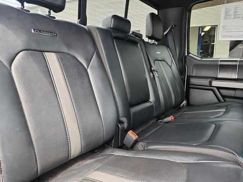 Certified 2019 Ford F250 Platinum w/ Platinum Ultimate Package AWD/4WD image 29