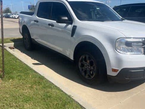 Used 2024 Ford Maverick XLT image 5