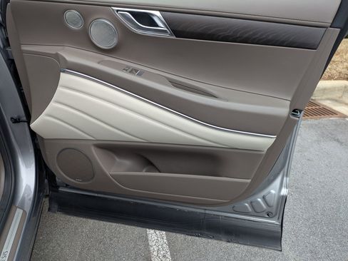 Used 2024 Genesis GV80 3.5T w/ Advanced Package image 38