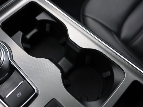 Certified 2022 Ford Edge SEL w/ Convenience Package image 35