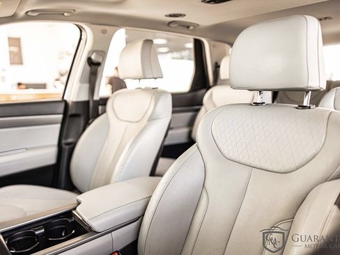 Used 2020 Hyundai Palisade SEL w/ Premium Package FWD image 18