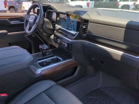 Used 2026 GMC Sierra 1500 Elevation w/ Elevation Premium Package AWD/4WD image 31