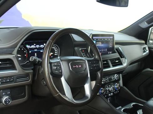 Used 2021 GMC Yukon SLT w/ SLT Luxury Package AWD/4WD image 16