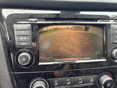 Used 2021 Nissan Rogue Sport S FWD image 10