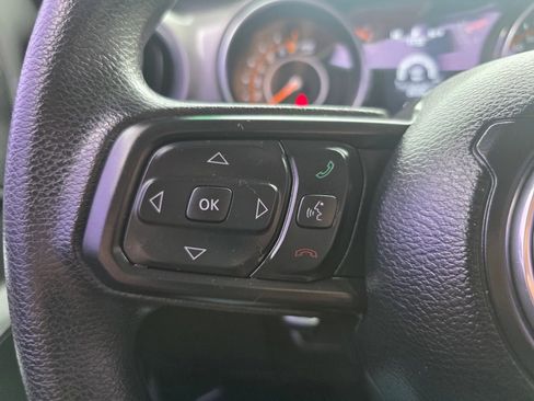 Used 2022 Jeep Gladiator Sport image 16