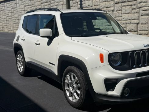 Used 2021 Jeep Renegade Latitude FWD image 39