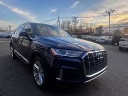 Used 2021 Audi Q7 3.0T Premium Plus w/ Premium Plus Package AWD/4WD image 3