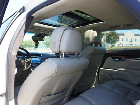 Used 2013 Cadillac XTS Luxury w/ Driver Awareness Package FWD image 18