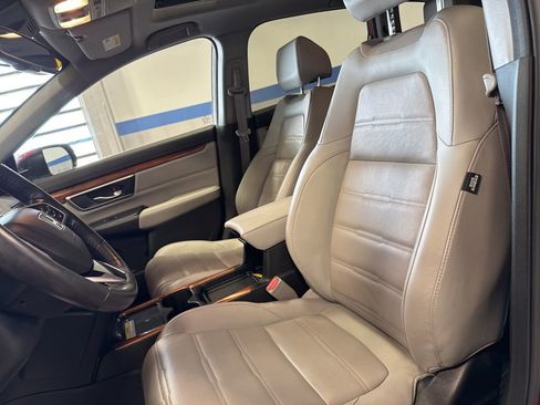 Used 2020 Honda CR-V Touring image 24