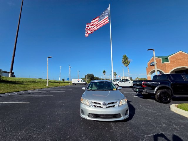 Used 2013 Toyota Corolla L FWD image 3