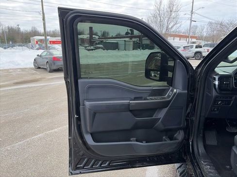 Used 2022 Ford F150 XLT w/ Equipment Group 302A High image 17