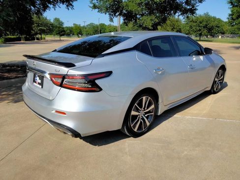 Used 2019 Nissan Maxima 3.5 SV w/ Floor Mat Group FWD image 5