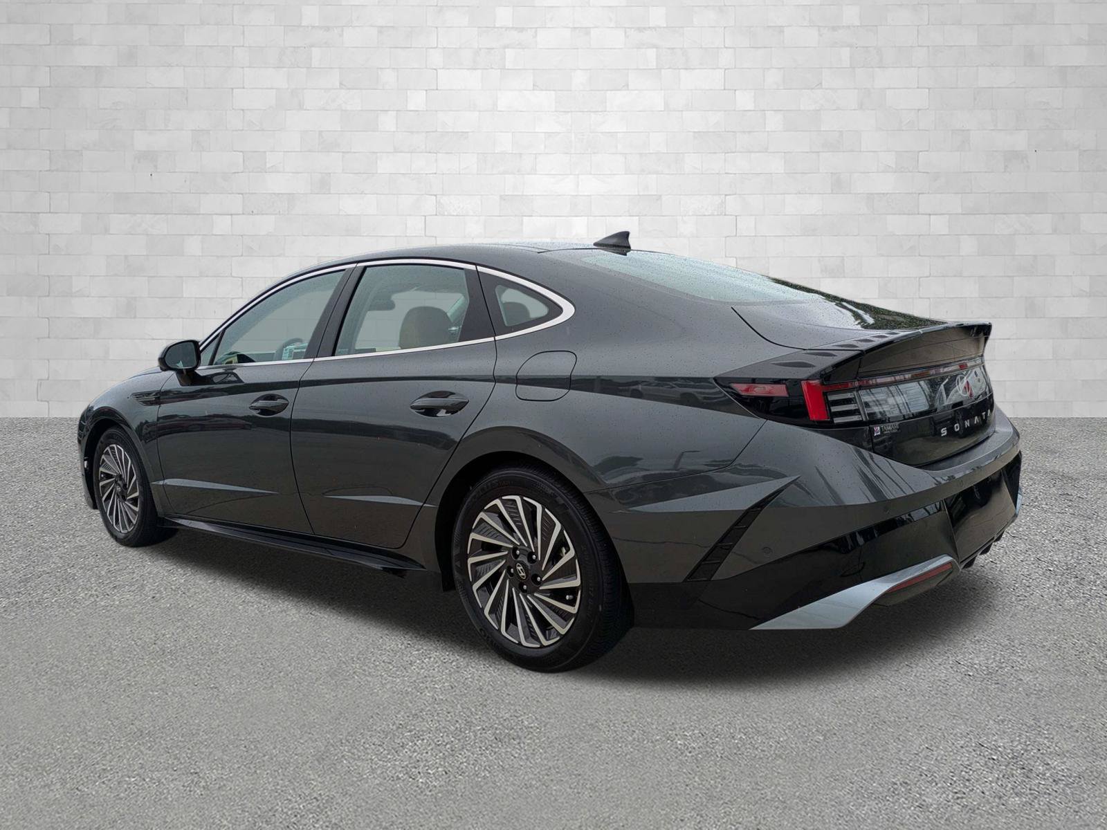 Certified 2024 Hyundai Sonata Limited FWD image 4