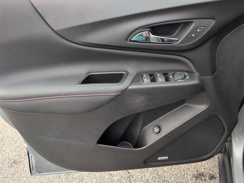 Certified 2023 Chevrolet Equinox RS w/ RS Leather Package image 16