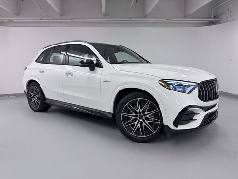 Used 2025 Mercedes-Benz GLC 63 AMG S image 9