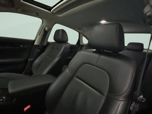 Used 2023 Honda Civic Touring image 14