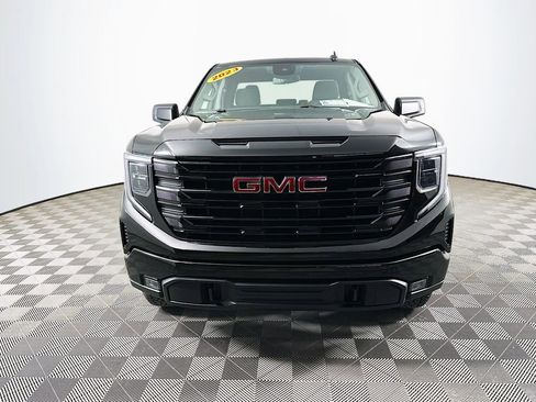 Used 2023 GMC Sierra 1500 Elevation image 4