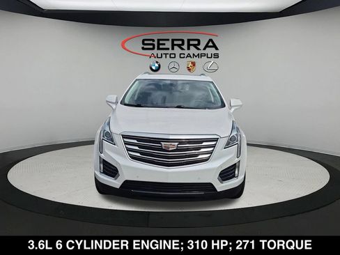 Used 2018 Cadillac XT5 Luxury w/ Driver Awareness Package AWD/4WD image 9