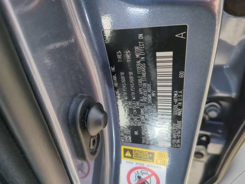 Used 2015 Toyota Highlander XLE FWD image 30